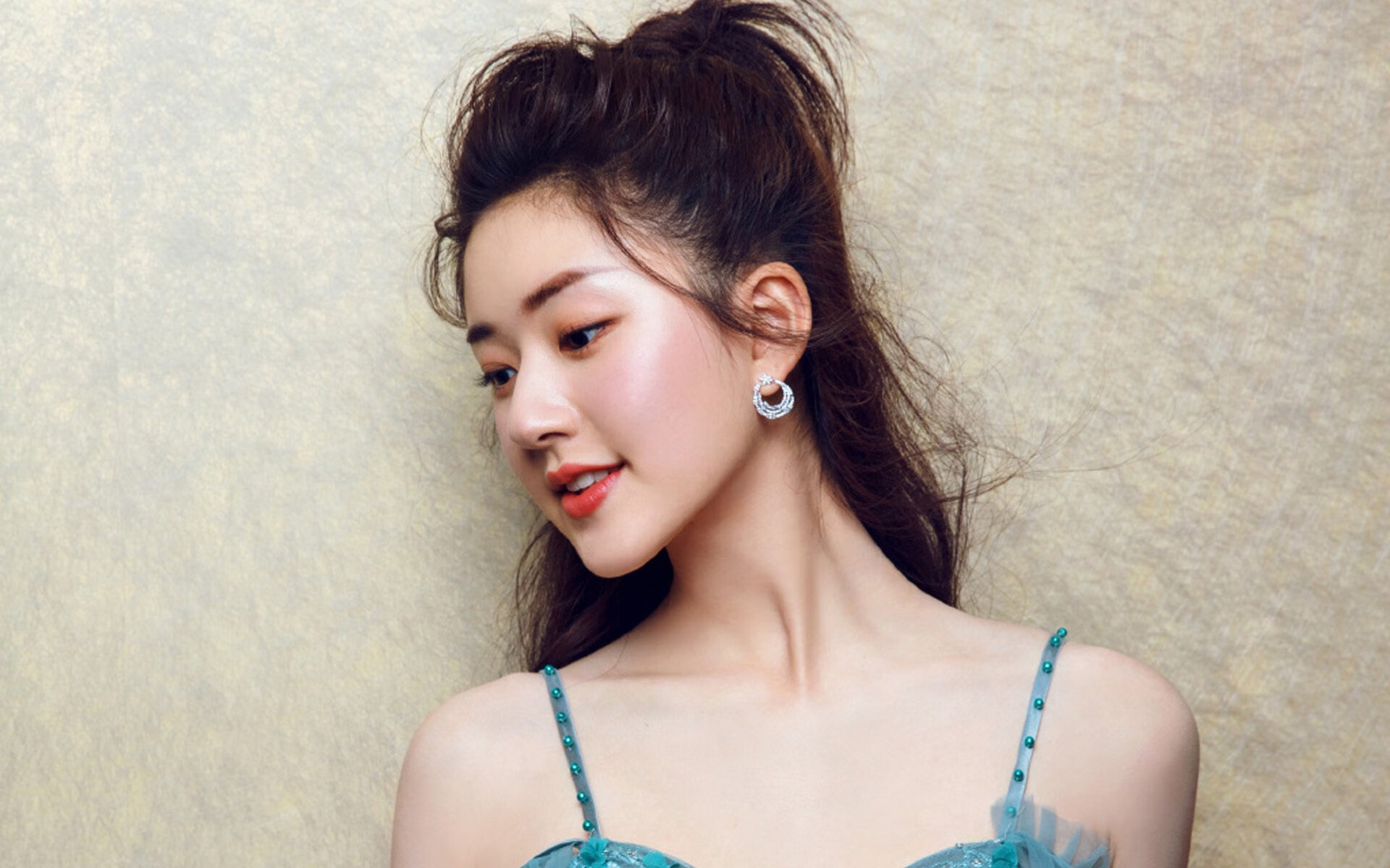 九游网页版入口-_趣味足球迷宫：运动与娱乐的新玩法_，足球趣味游戏有哪些