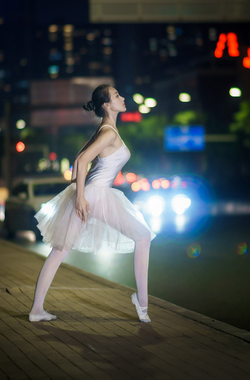 九游网页版官网-“德甲“新贵”展现强势，追逐欧战资格”，德甲新人