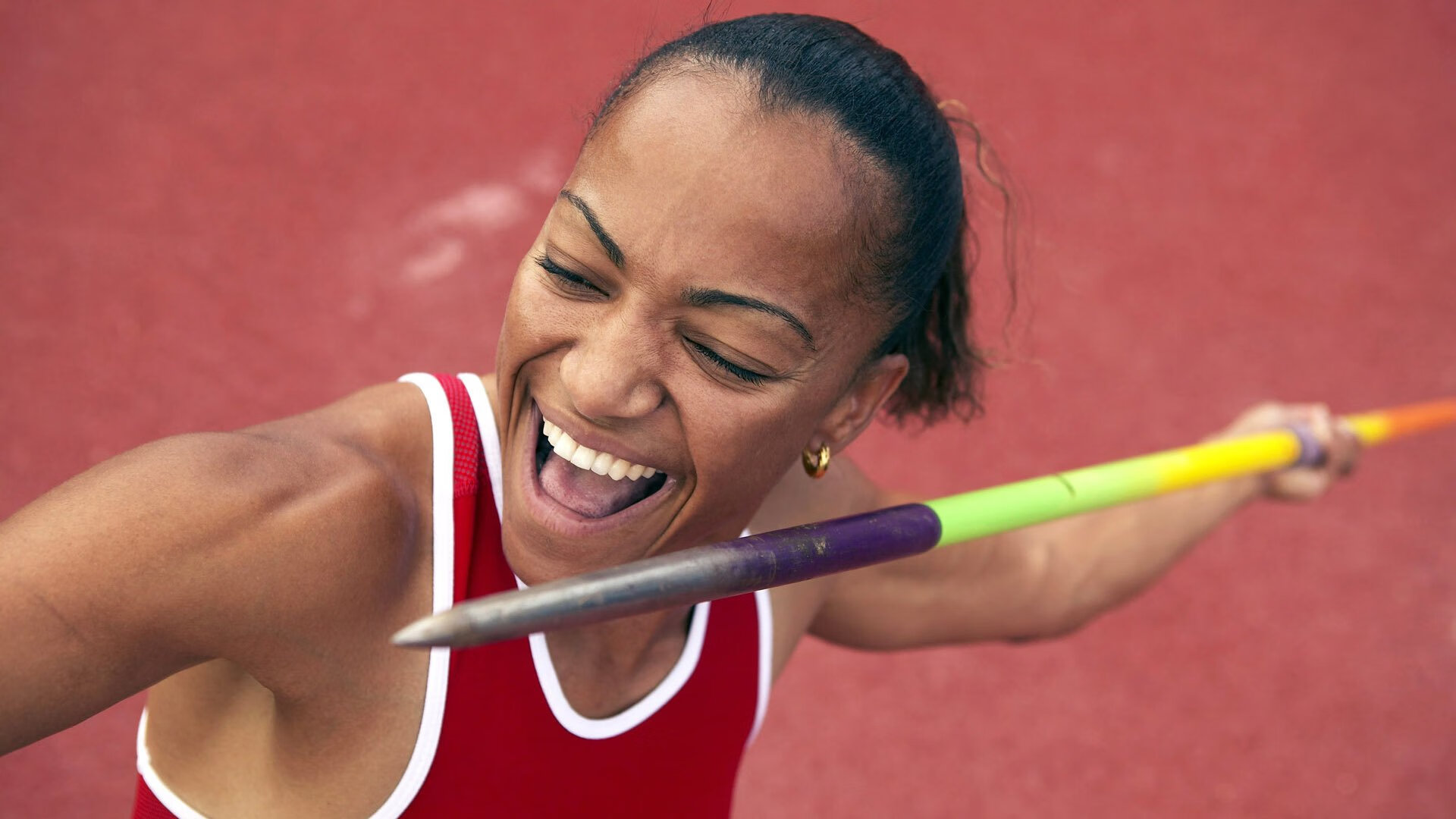 九游-“漂移艺术：弯道飞旋的极致表现”，弯道漂移为什么要打反方向