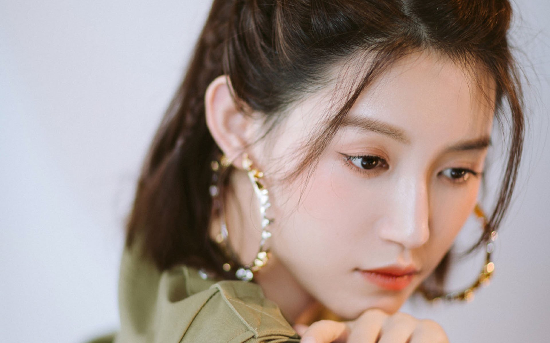 九游娱乐-球场外的战斗：比赛背后的战术较量分析，球场战术板图片