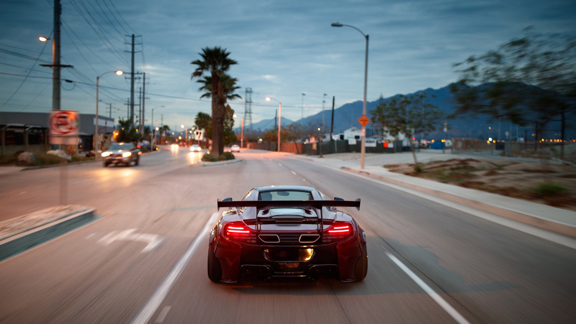 博洛尼亚加强边线突破扩大进攻面,博洛尼亚ds