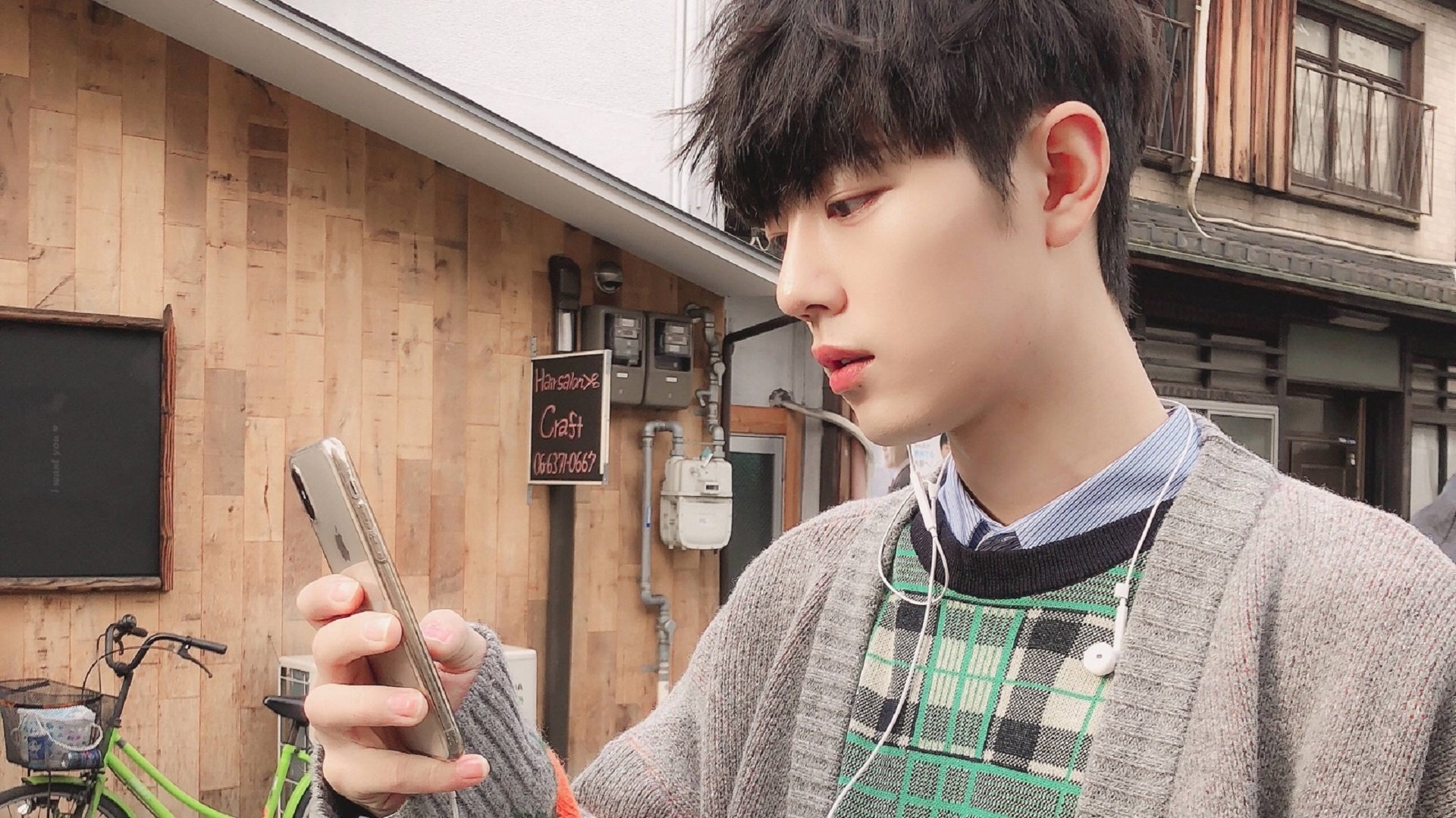 拜仁慕尼黑年轻球员崭露头角,拜仁慕尼黑最帅球员