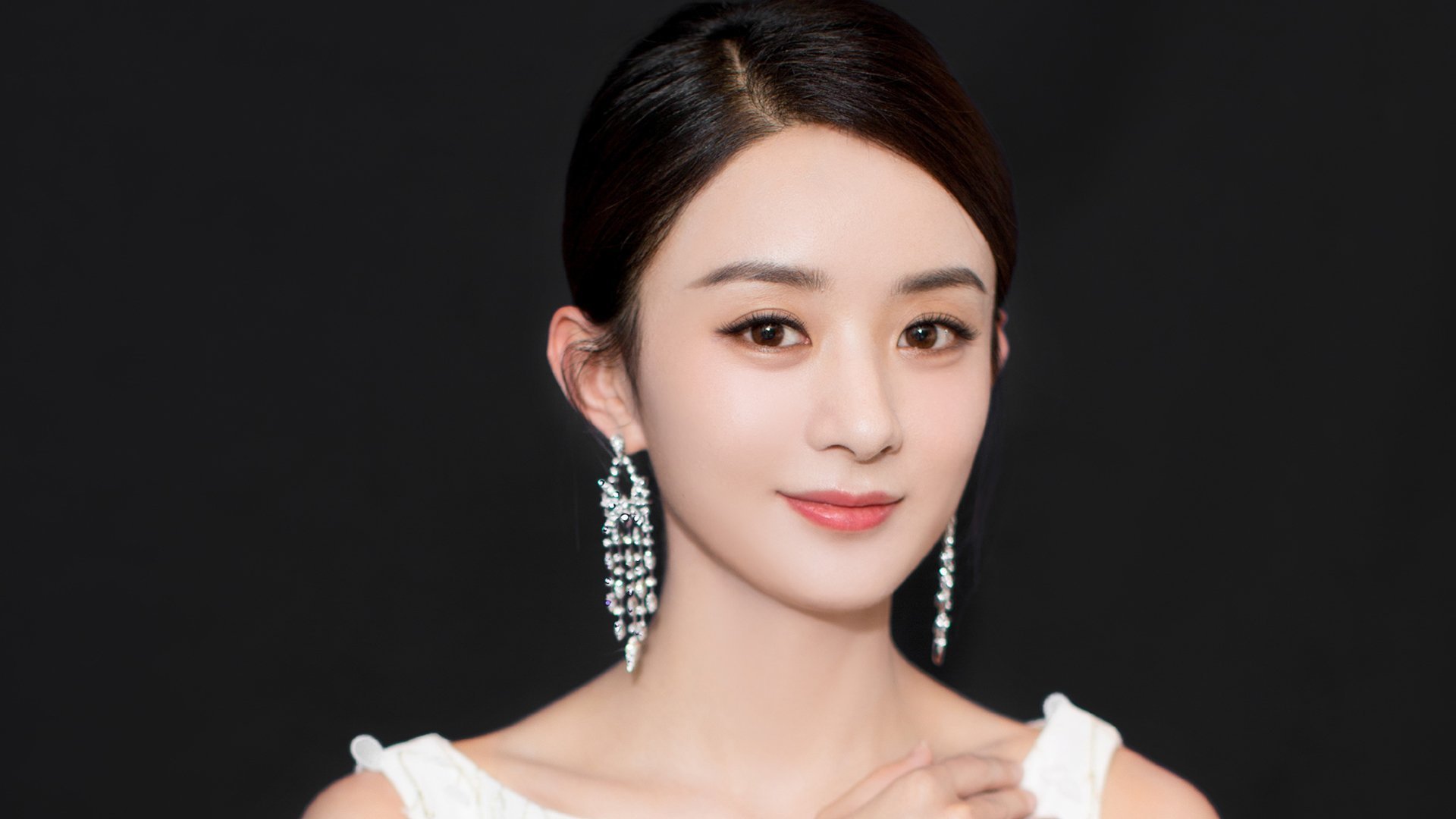 JiuyouAPP下载-西甲天王拼搏：突破防线的瞬间让人沸腾